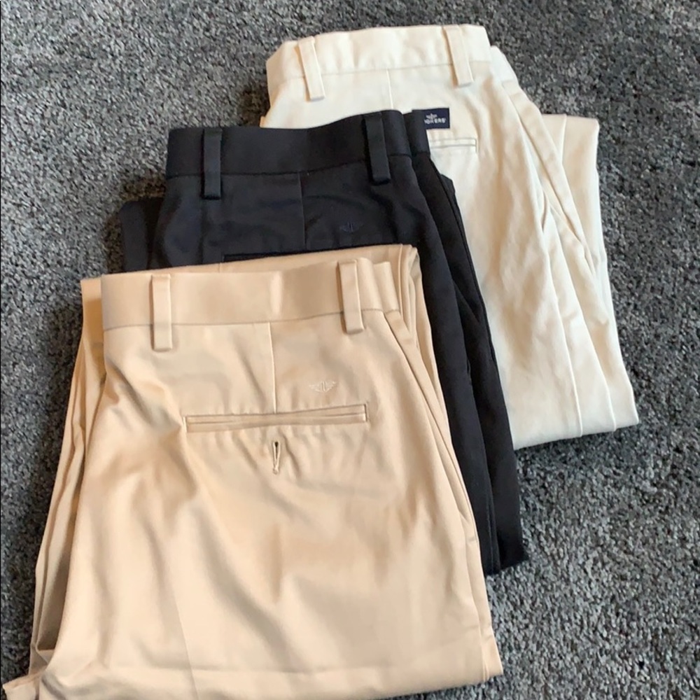 3 Pairs! Dockers Classic Khaki pants. 32x32